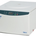 上海盧湘儀臺式低速大容量離心機TD5.5（原型號L550已停產(chǎn)）  LCD 液晶顯示